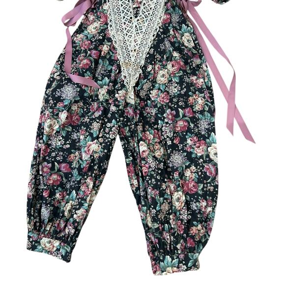Vintage Floral Cotton Lace Prairie Jumpsuit Puff Sleeve Cottage core / XS - - Picture 5 of 5